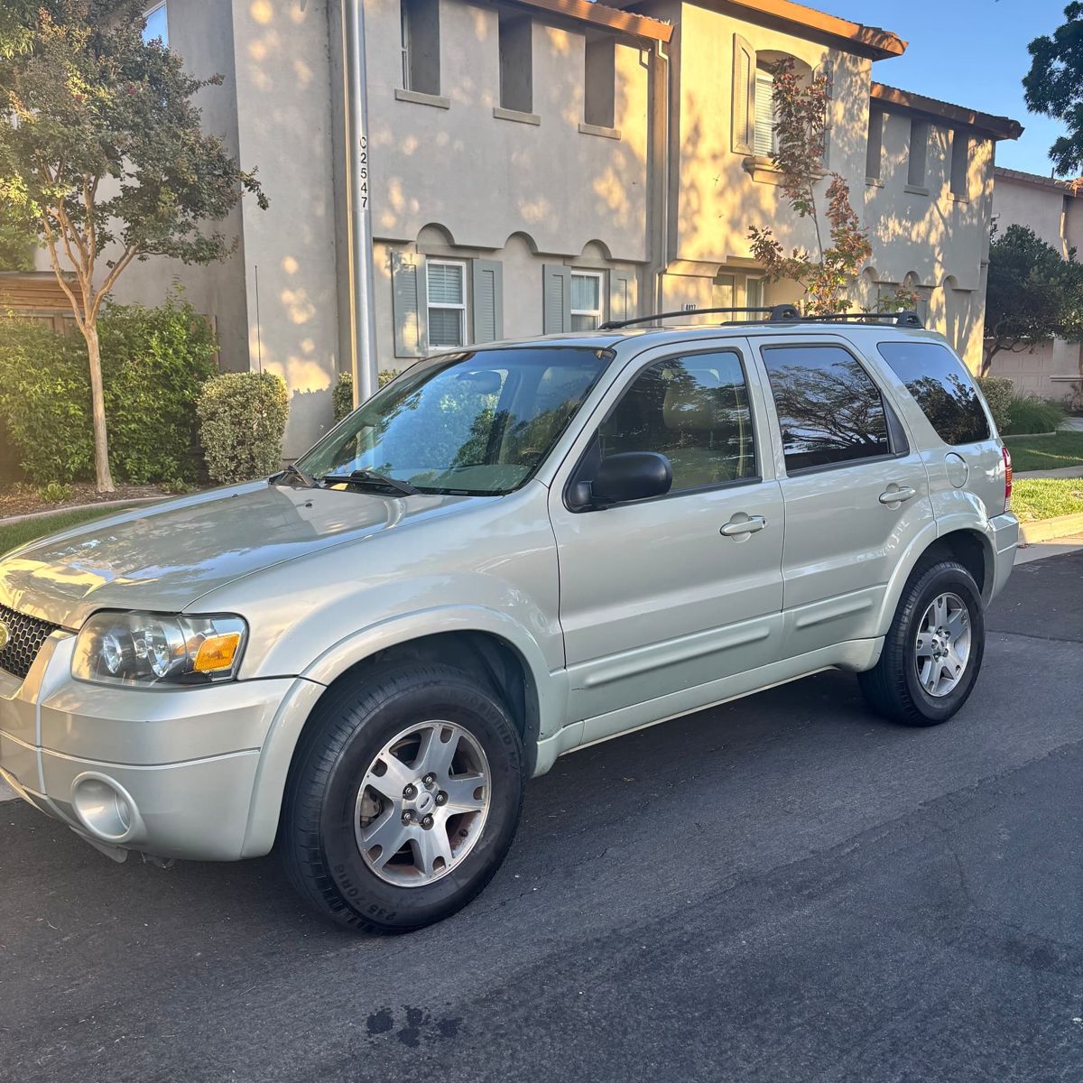 2005 Ford Escape